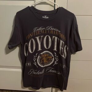 Hollister oversized shirt. Size XS